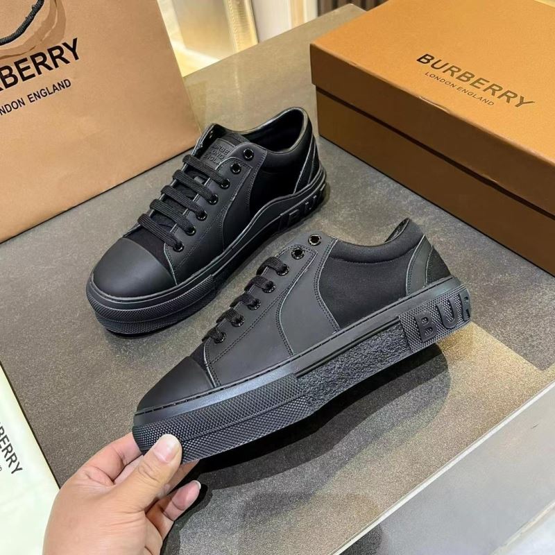 Burberry Low Shoes